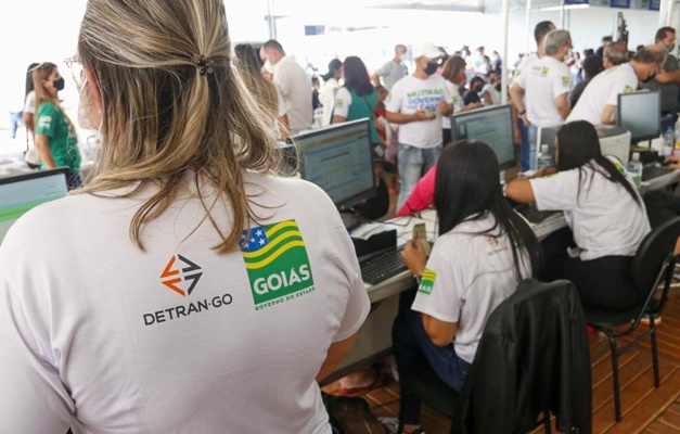 detran go oferece 12 servicos no mutirao governo de goias em goiania 1