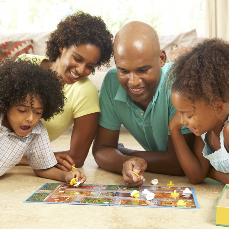 7 Jogos de tabuleiro para se divertir com a família