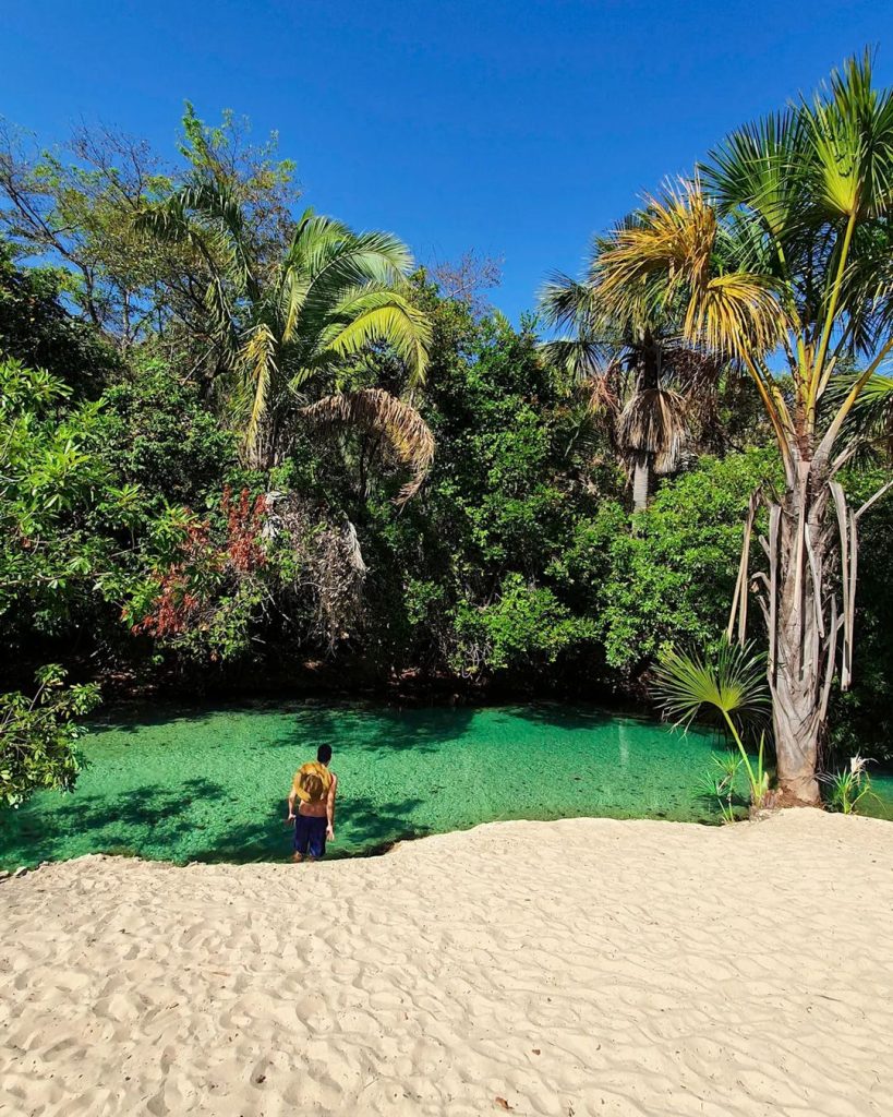Você precisa conhecer essa praia paradisíaca que fica bem pertinho de Goiás