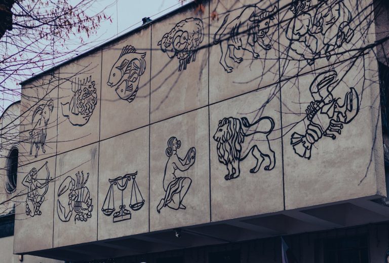 Descubra as Surpreendentes Previsões para os Signos em 2024