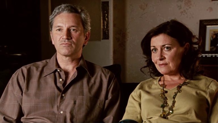 Assista a este filme de terror disponível no streaming com as luzes apagadas