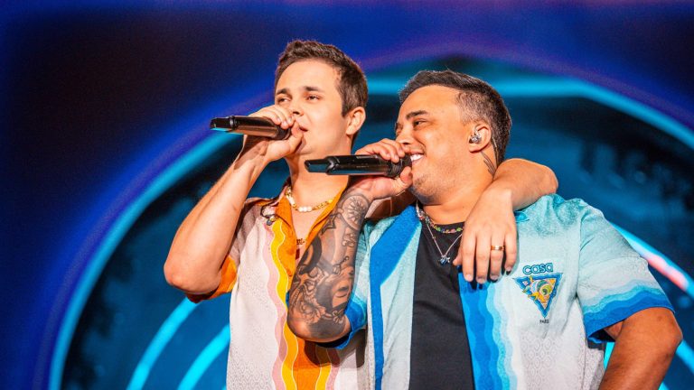 Matheus & Kauan trazem projeto “Praiou” para Goiânia