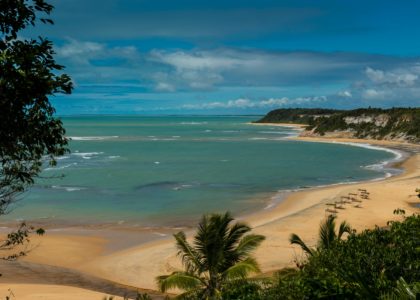 Praia do Espelho em Trancoso é extraordinária. Governo da Bahia