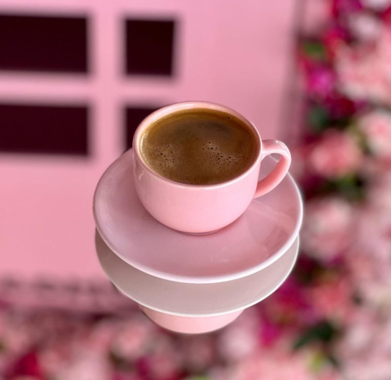 10 lugares em Goiânia para levar uma mulher dependente de café