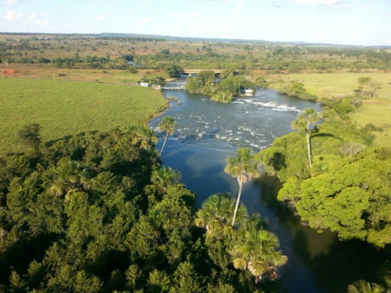 Conheça a cidade goiana onde os rios cantam histórias de peixes e sonhos