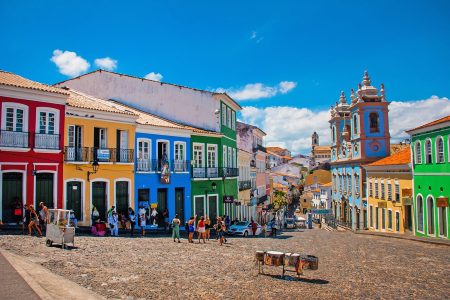 Conhecida como Havana brasileira, Salvador é uma cidade festiva e colorida.