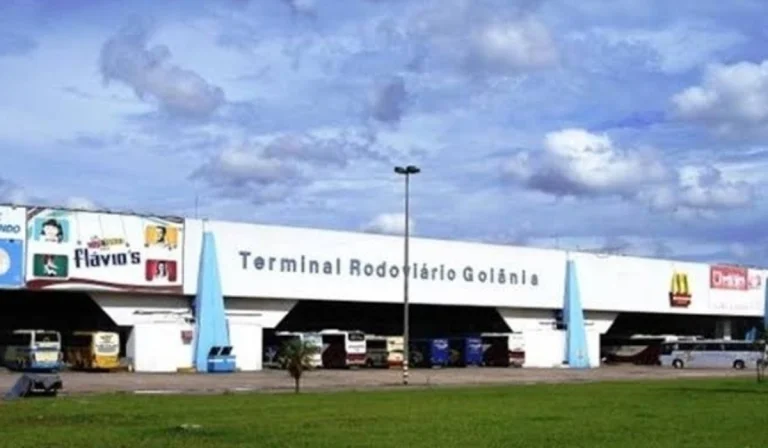 Terminal rodoviário de Goiânia é um projeto modernista assinado por ...