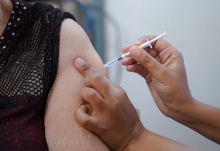 Governo de Goiás alerta para importância da vacinação. Fotos: Iron Braz