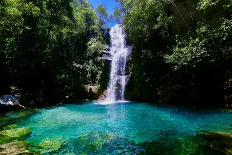10 melhores cachoeiras em Goiás para se refrescar no calor