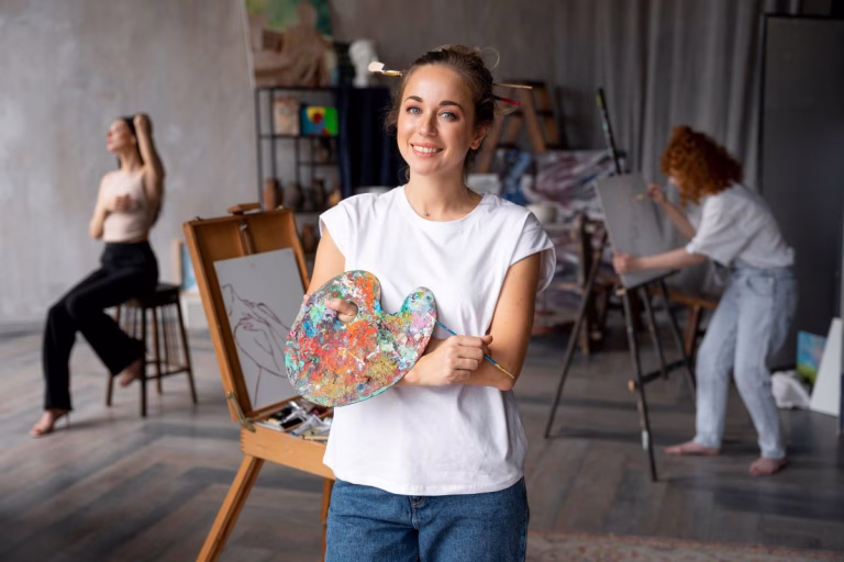 Inscrições abertas em premiação que promove mulheres artistas de Goiás