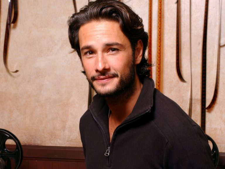 Descubra qual é o espetacular filme de ação com Rodrigo Santoro que pode ganhar uma série na TV