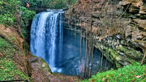 TURISMO CACHOEIRA 1215x683.jpg