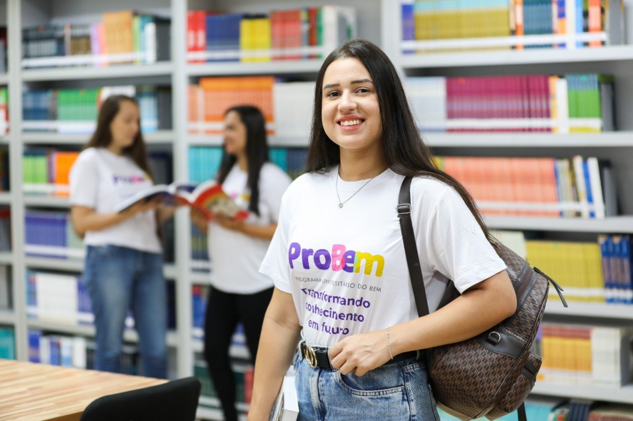 Bolsas são destinadas a estudantes em vulnerabilidade socioeconômica. Inscrições podem ser feitas até 5 de julho. (Foto: OVG)