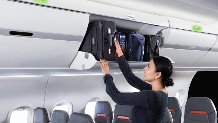 Companhias aéreas podem solicitar o despacho de bagagem de mão caso você adquira passagens promocionais