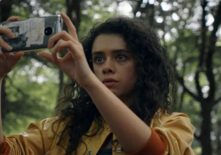 Essa intrigante minissérie de suspense bateu recorde de audiência na Netflix em 2023