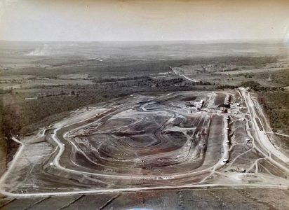 Vista aérea do início da construção do Autódromo de Goiânia, em 1972(Fernando Campos/Acervo pessoal)