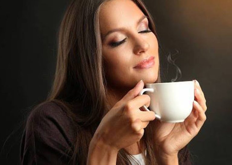 5 alimentos não devem ser consumidos com café, segundo a ciência