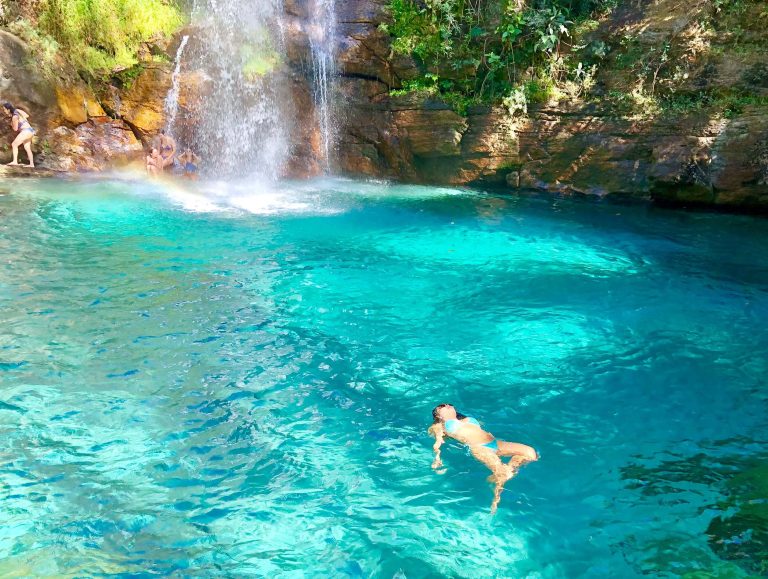 Duas belíssimas cachoeiras da Chapada dos Veadeiros que nenhum turista abre mão de visitar