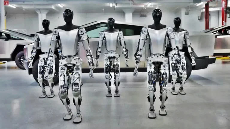 O futuro já chegou: Elon Musk vai ‘contratar’ robôs humanoides para trabalhar na fábrica da Tesla em 2025