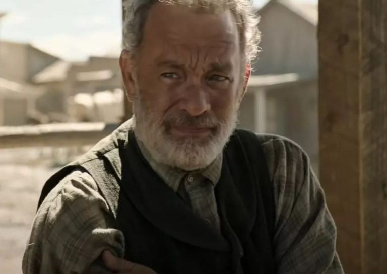 Você precisa assistir na Netflix o faroeste brilhante com Tom Hanks que todo mundo esqueceu