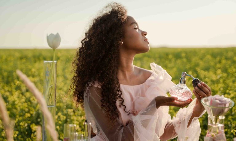 Os 10 perfumes femininos que os homens adoram