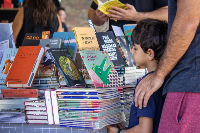 Goiânia sedia Feira Literária de Goiás em outubro