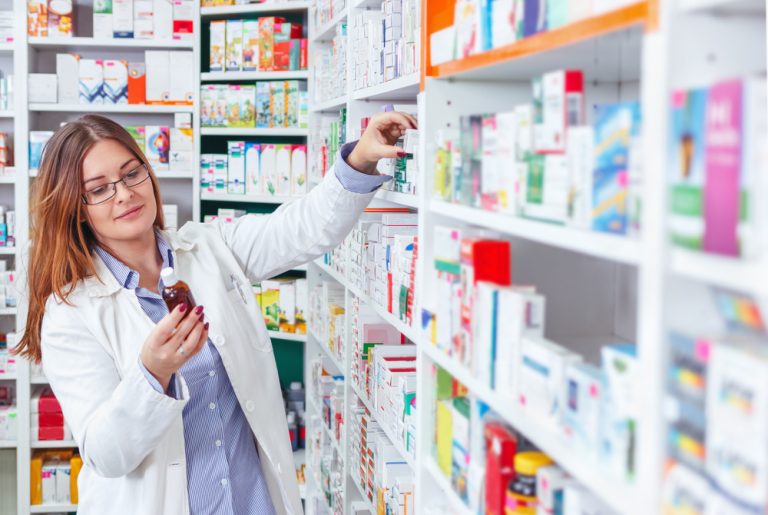 Descubra o que nunca te contaram sobre medicamento genérico, de referência e similar