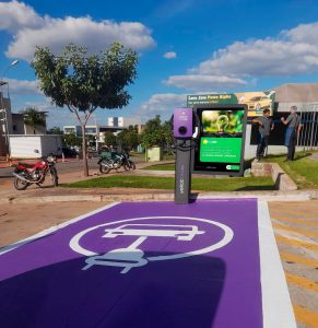 YellotMob e CELGPAR instalam mais quatro estacoes de carregamento para carros eletricos em Goiania