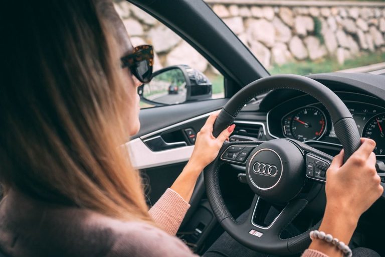 Quase ninguém fala o nome desses 5 carros corretamente