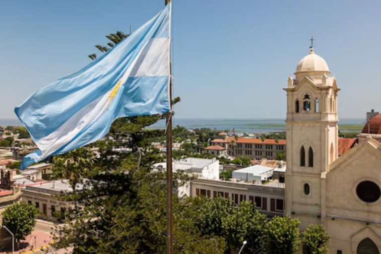 Essa é a estátua maior que a do Cristo Redentor que foi inaugurada na Argentina