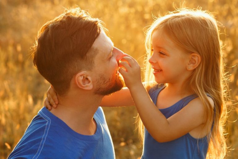 8 frases que os pais precisam dizer para seus filhos todos os dias