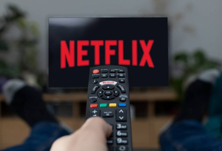 A nova série da Netflix que conquistou 123 países e que você ainda não assistiu!