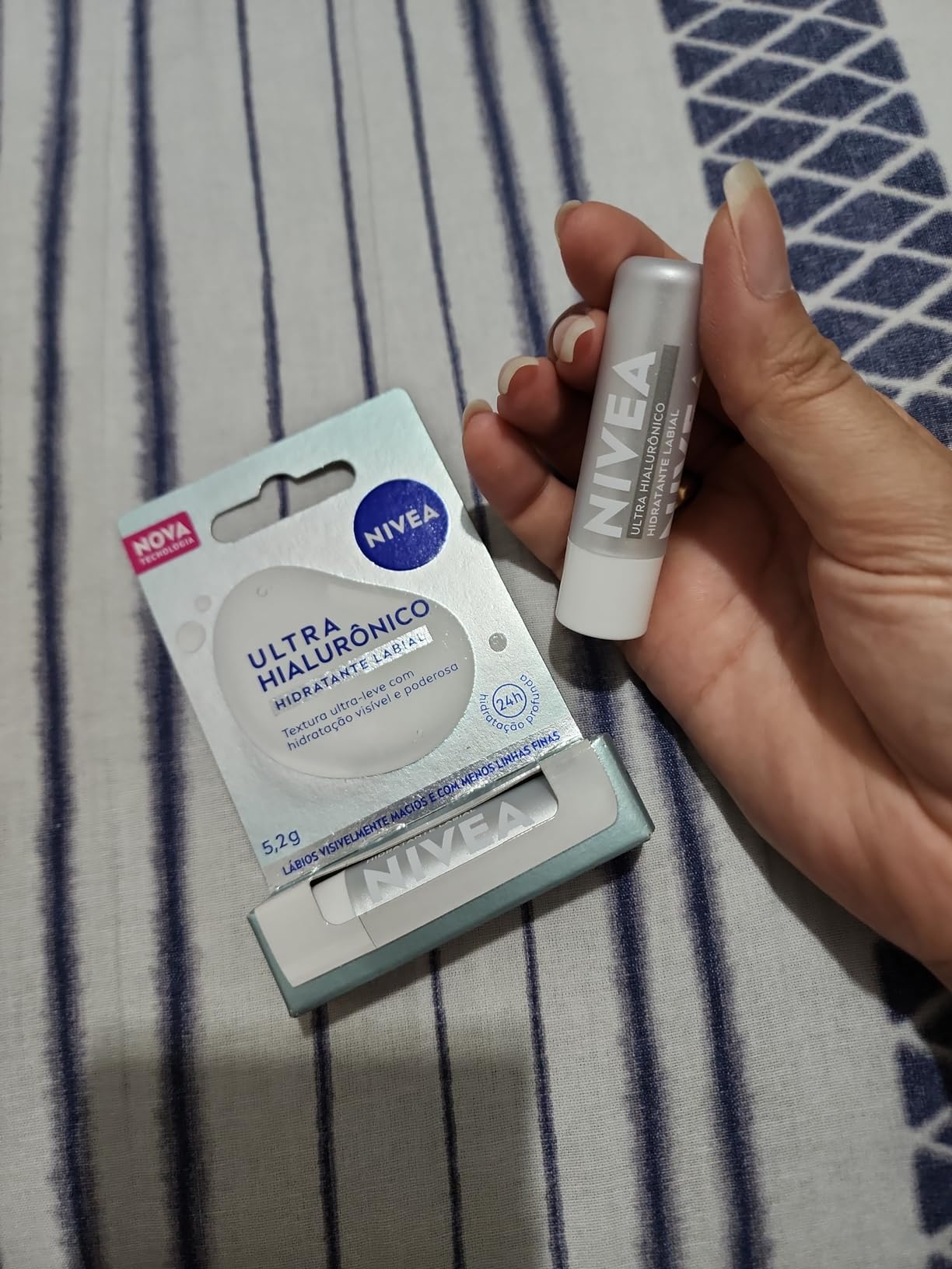 Nivea Protetor Labial Ácido Hialurônico