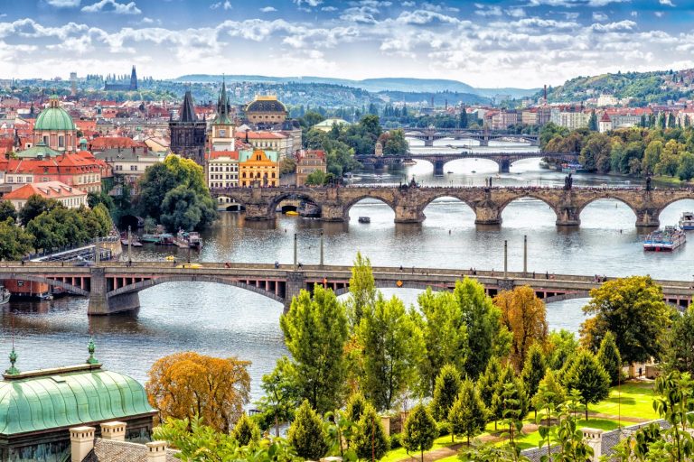 5 países onde o real vale mais que a moeda local