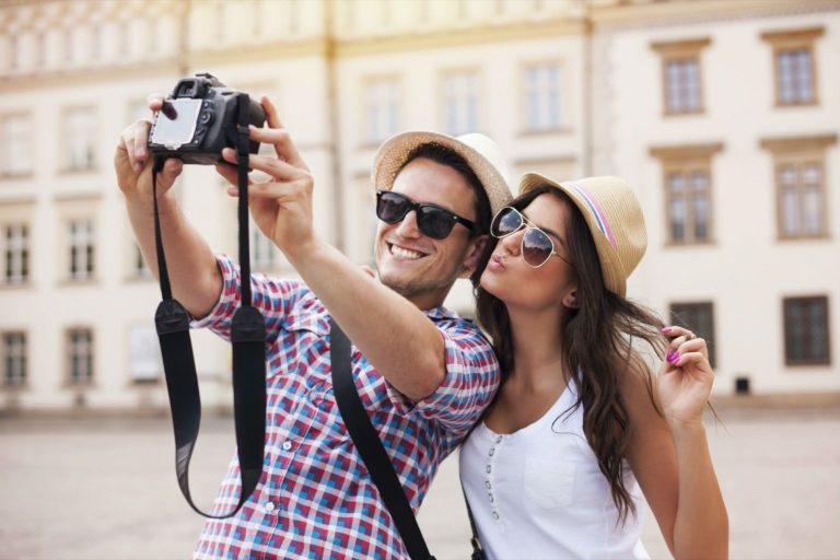 TikTok e geração Z estão revolucionando o turismo mundial; descubra como