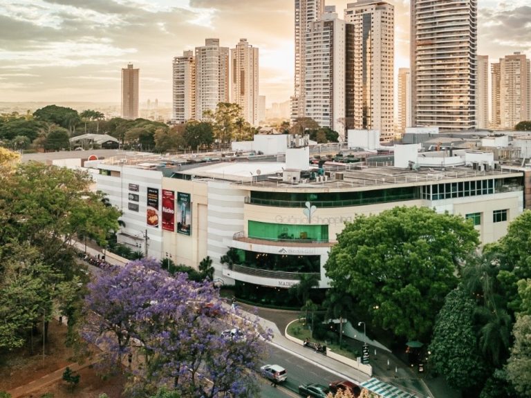 Shopping em Goiânia foi inaugurado no aniversário de 62 anos da Capital
