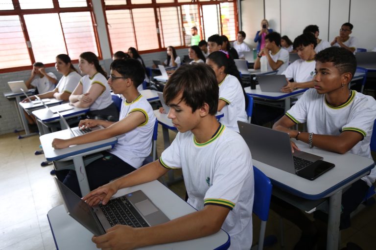 Educação em Goiás oferece mais 15 mil vagas para cursos técnicos integrados ao ensino médio