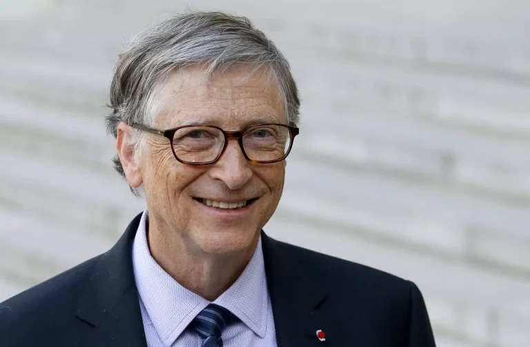 Saiba quais profissões vão resistir ao avanço da Inteligência Artificial, segundo Bill Gates
