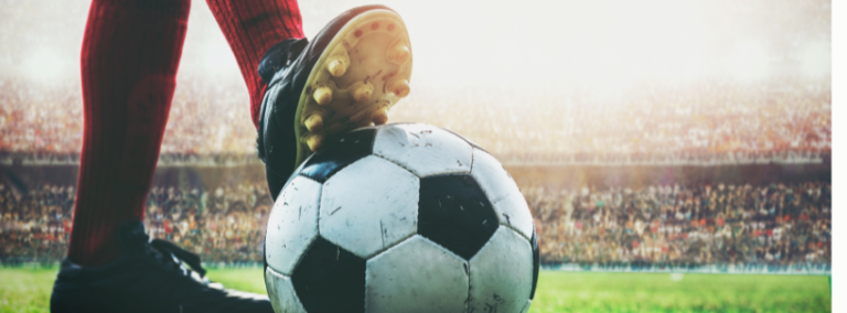 Do cemitério aos gramados: conheça o ídolo do futebol brasileiro que já foi coveiro