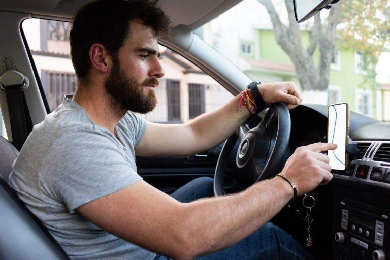 Suíça oferece diversas vagas para motoristas estrangeiros; salários ultrapassam os R$ 36 mil