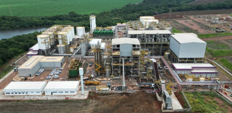 Vem emprego! Raízen vai construir usina de R$ 1,2 bi em Goiás