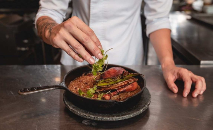 17 Chefs brasileiros estão entre os melhores do mundo em 2024: qual deles você conhece?