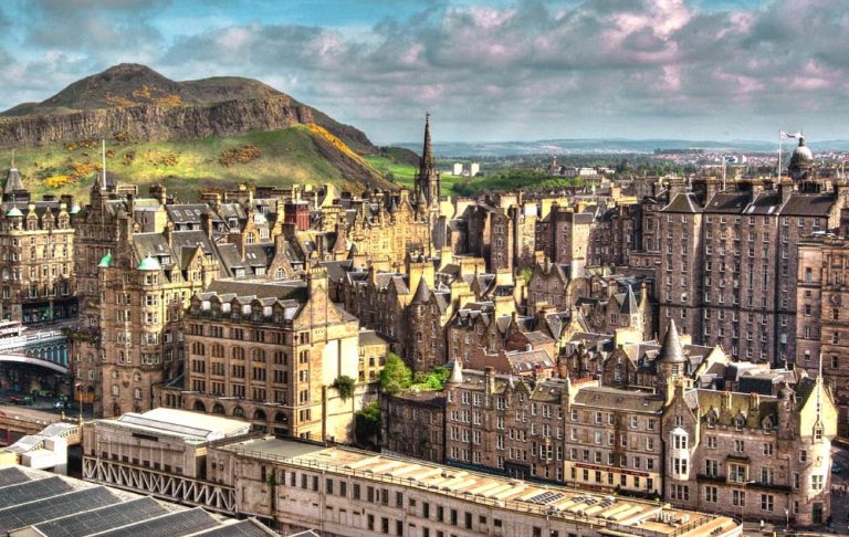 A cidade considerada o “melhor destino cultural” da Europa em 2024 (você vai ficar surpreso, tá?)