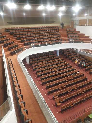 Teatro Escola Basileu França