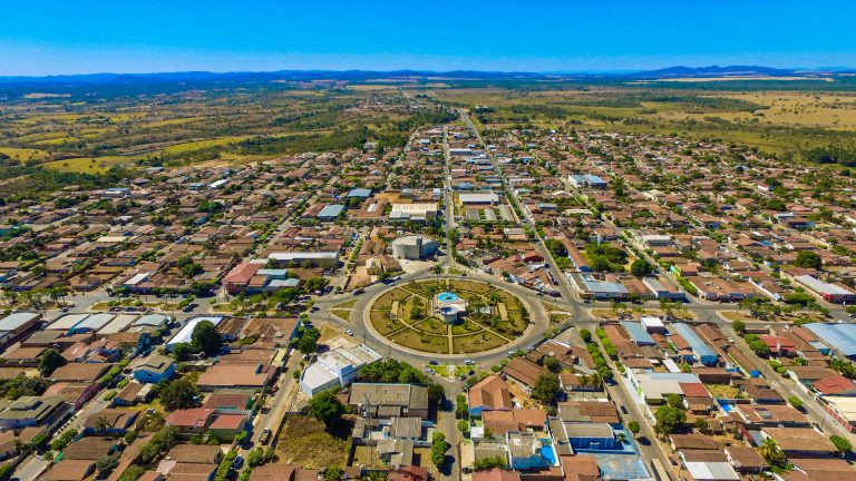 Descobrimos uma cidade em Goiás com qualidade de vida invejável e um cartão postal encantador!
