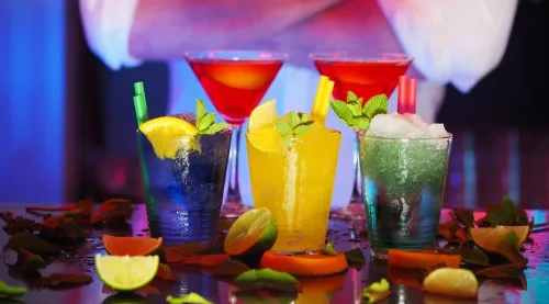 4 drinks de Carnaval para você fazer em casa