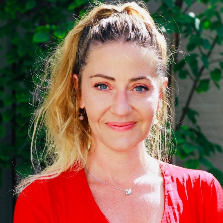 Goiânia recebe roteirista de sucesso da Netflix  para eventos sobre arte e terapia, inspirados na série ‘Uma Nova Mulher’
