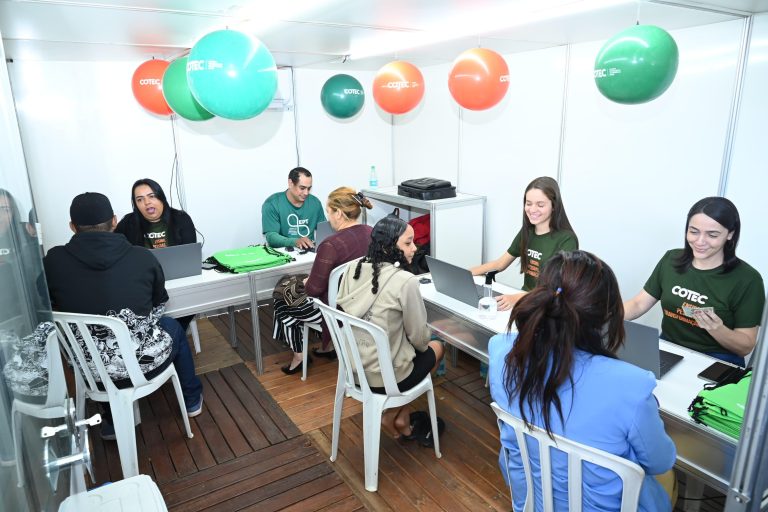 Feirão com 4 mil vagas de emprego e 700 oportunidades de qualificação começa nesta terça-feira em Goiânia
