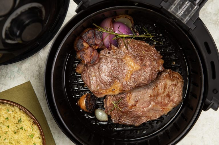 Bife na air fryer: 3 carnes (baratas) mais indicadas pelos especialistas