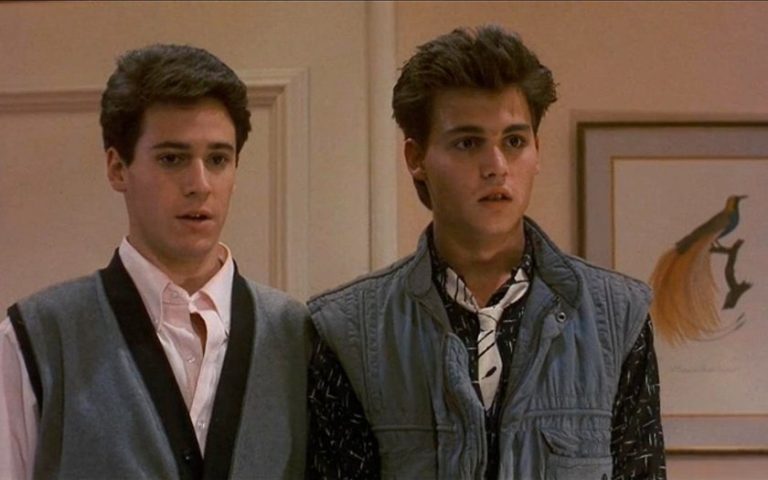 Comédia com Johnny Depp no Prime Video está fazendo todo mundo chorar de tanto rir!